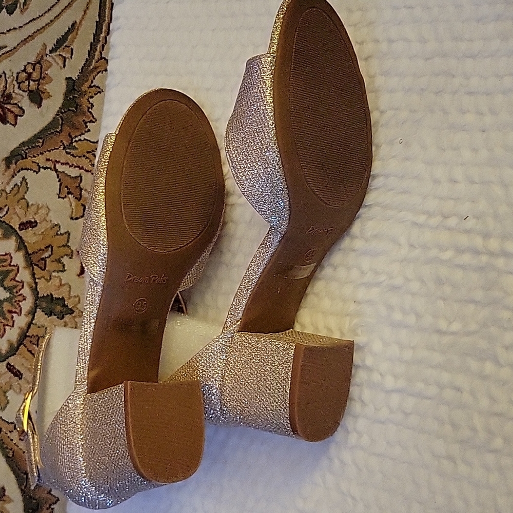 Dream Pairs Chunkle gold glitter low block 3" heel sandals ankle strap 9.5 NEW… - Picture 9 of 12